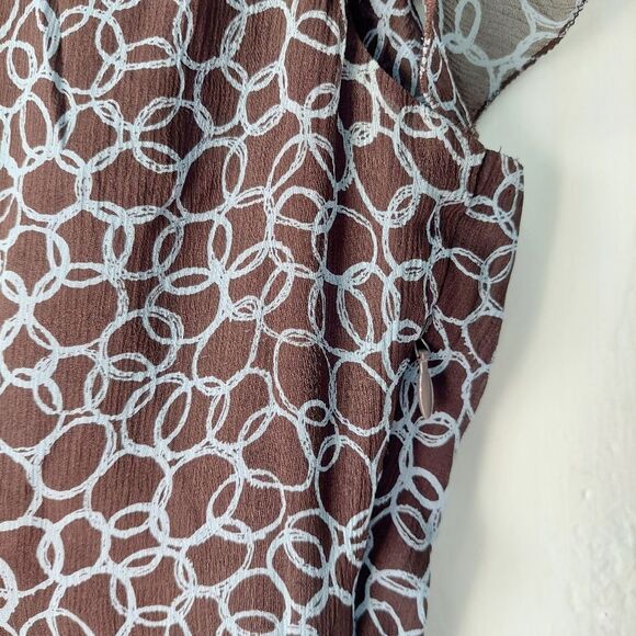 Kenneth Cole 100% Silk Chain Crossover V-Neck Blouse w/ Butterfly Sleeves Sz 2 - Picture 4 of 9